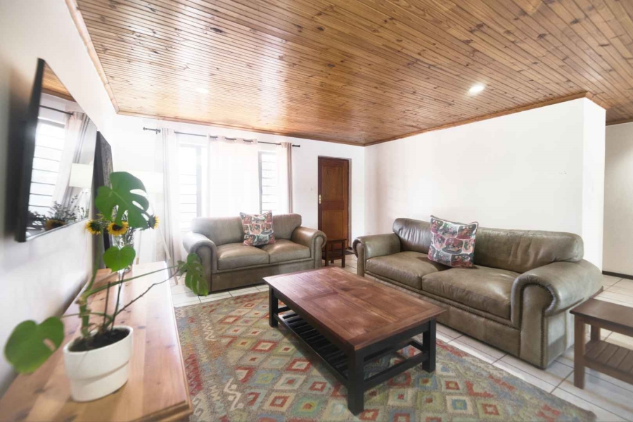 2 Bedroom Property for Sale in Westcliff Western Cape